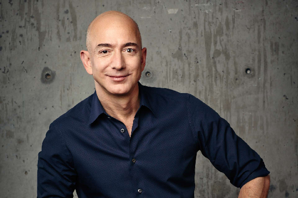ptosis oeil jeff bezos paupiere tombante regard traitement chirurgien esthetique lyon vienne