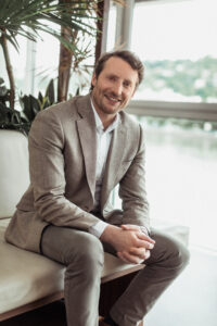 Dr. Koppe chirurgien expert du regard